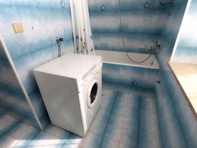 Bathroom 3, Apartment 1031, Fažana