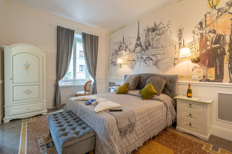 Bedroom 4, Capital Rooms, Rome
