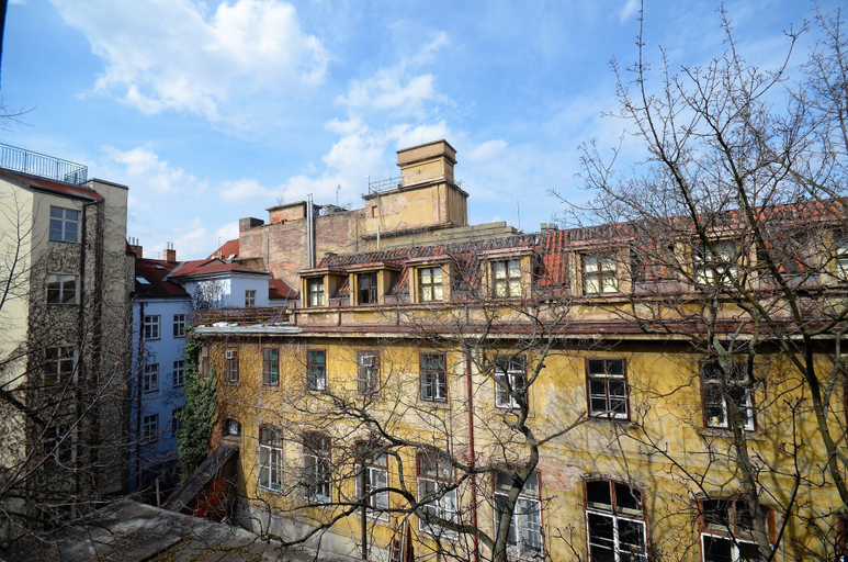 Exterior & Views 2, Travel & Joy backpackers, Praha 1
