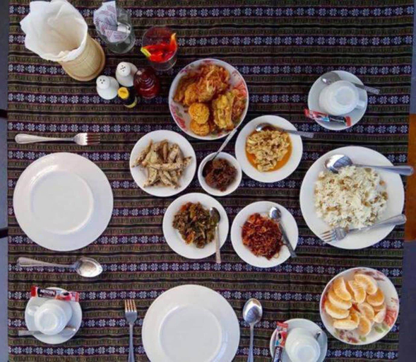 Food & Drinks 4, Bagan Hmwe Hotel, Myingyan