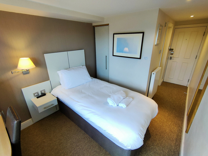 Bedroom 3, The Chilterns Fox, Buckinghamshire