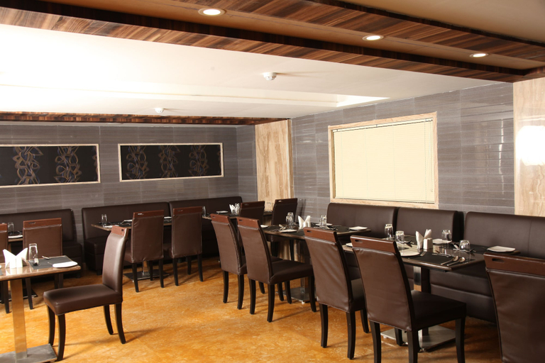 Food & Drinks 5, Hotel Karpagam International, Salem
