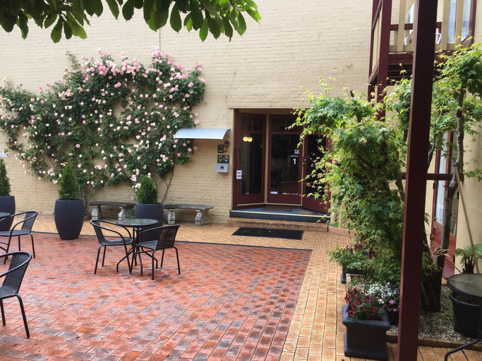 Exterior & Views 2, Art Hotel on York, Launceston - Pt B