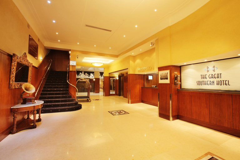 Others 4, Great Southern Hotel Sydney, Sydney