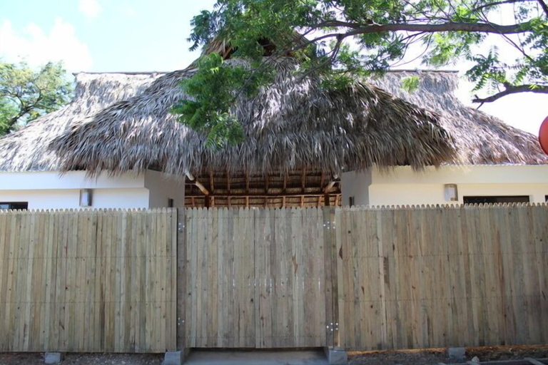 Exterior & Views 2, Machele' s Place Beachside Hotel & Pool, Tola