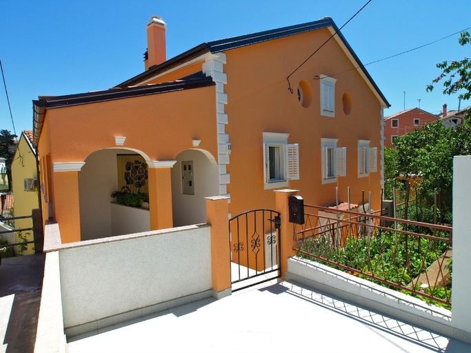 Exterior & Views 2, Apartments Leila, Mali Lošinj
