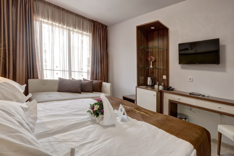 Bedroom 3, Prestige Hotel and Aquapark, Varna