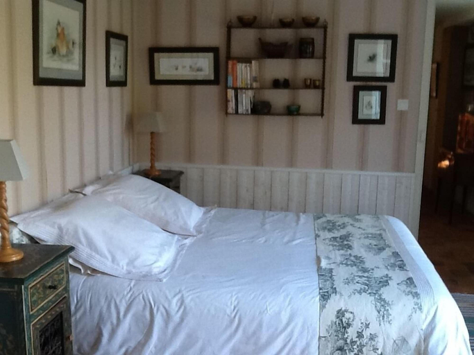 Bedroom 4, Les Sapins, Loiret