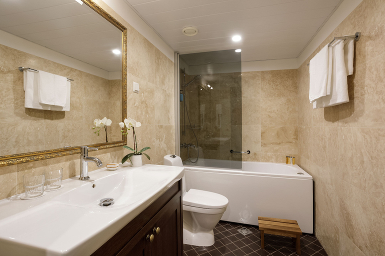 Bathroom 5, The von Stackelberg Hotel Tallinn, Tallinn