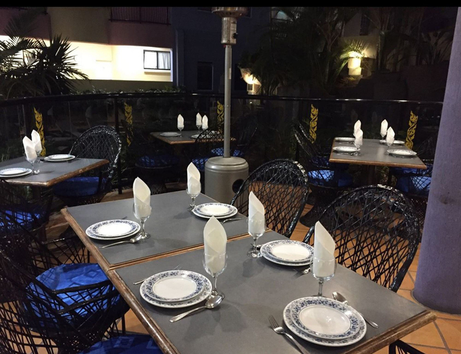 Food & Drinks, Asiatic Suite at Nautilus Mooloolaba, Maroochy - Mooloolaba