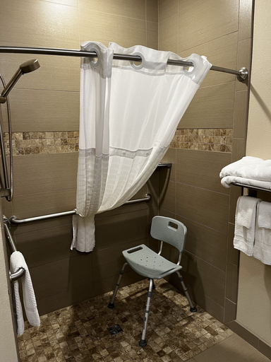 Bathroom 5, Rapid River Lodge, Crow Wing