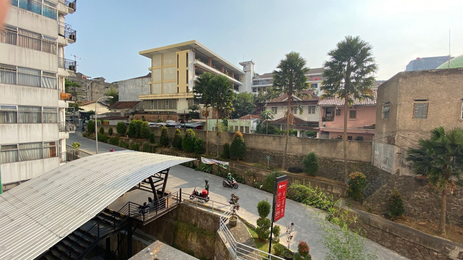 Exterior & Views 2, Lower Floor And Simply Modern 2Br Apartment At The Jarrdin Cihampelas, Bandung