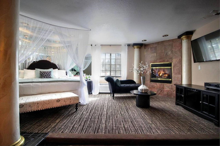 Bedroom 3, POSTMARC Hotel and Spa Suites, El Dorado