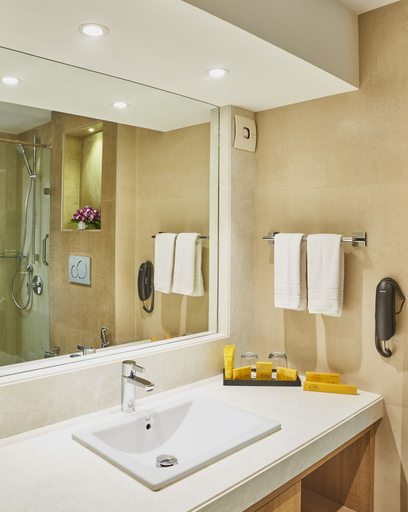 Bathroom 4, Bawa International, Mumbai Suburban
