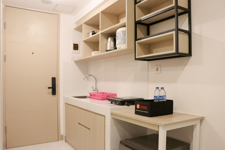 Others 4, Stylish Studio at Tokyo Riverside PIK 2 Apartment By Travelio, Tangerang