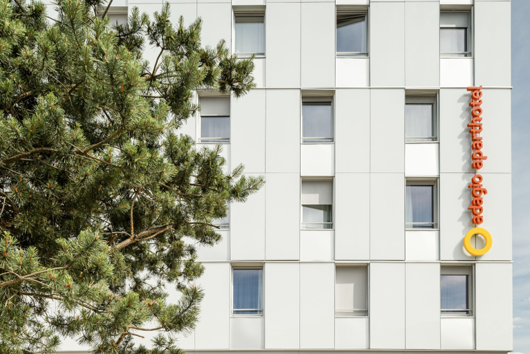 Exterior & Views 2, Aparthotel Adagio Access Paris Massy Gare TGV, Essonne