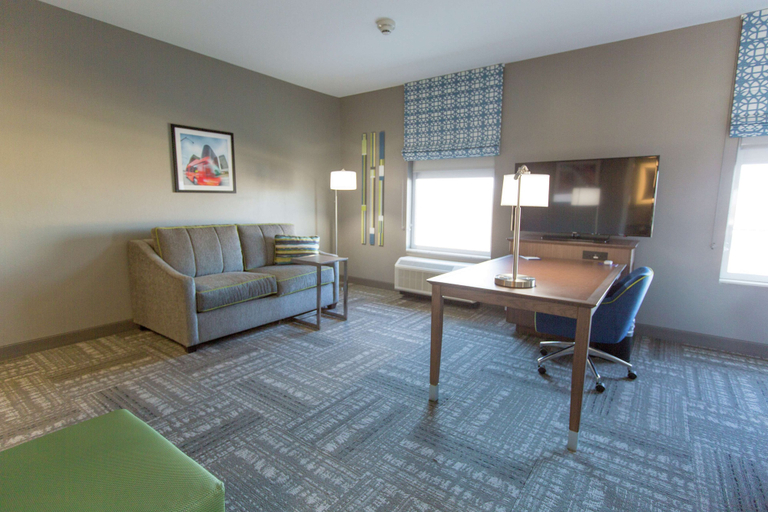 Others 5, Hampton Inn & Suites Stroud, Lincoln