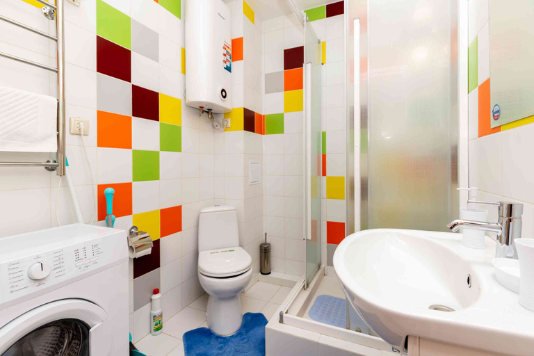 Bathroom 3, More Apartments na Turchinskogo 10 2, Sochi gorsovet