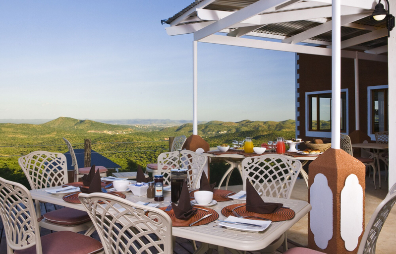Food & Drinks 5, River Crossing Lodge, Windhoek East