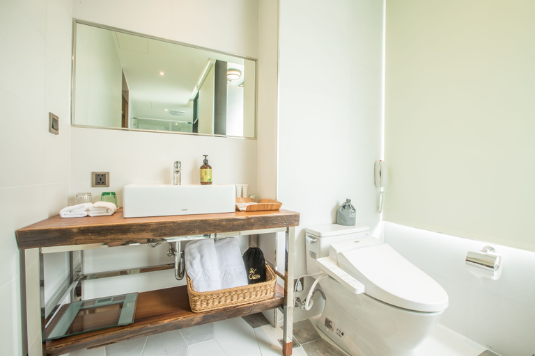 Bathroom 5, Vasty Hotel, Yilan