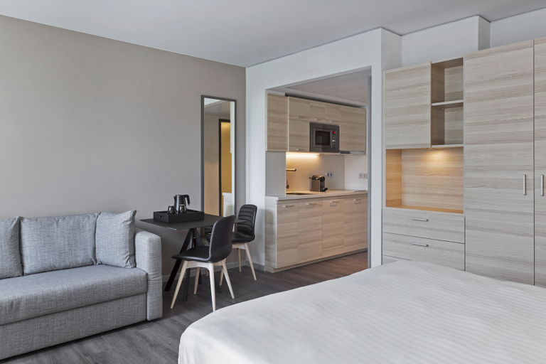 Bedroom 2, Courtyard by Marriott Oberpfaffenhofen Munich South, Starnberg