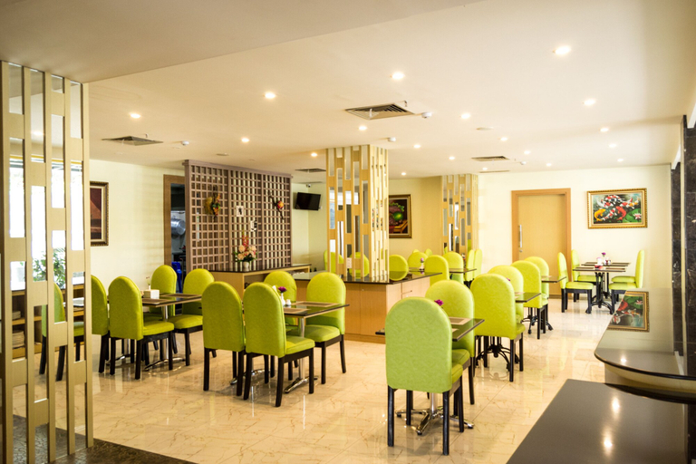 Food & Drinks 5, D' Grande Hotel Batam, Batam