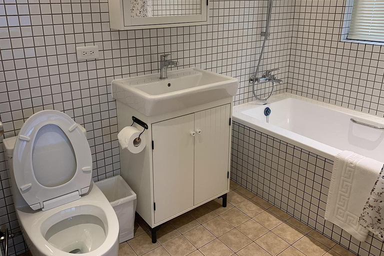 Bathroom 3, American Village Resort, Taipei City