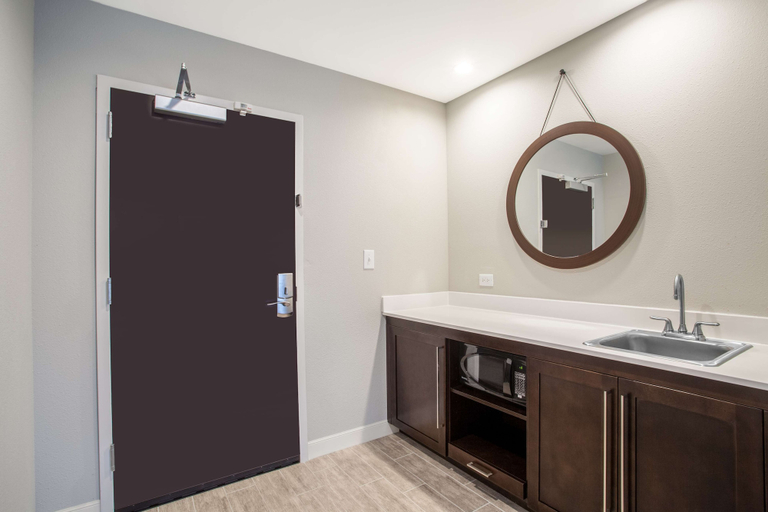 Bathroom 4, Hampton Inn Rochester Penfield, Monroe