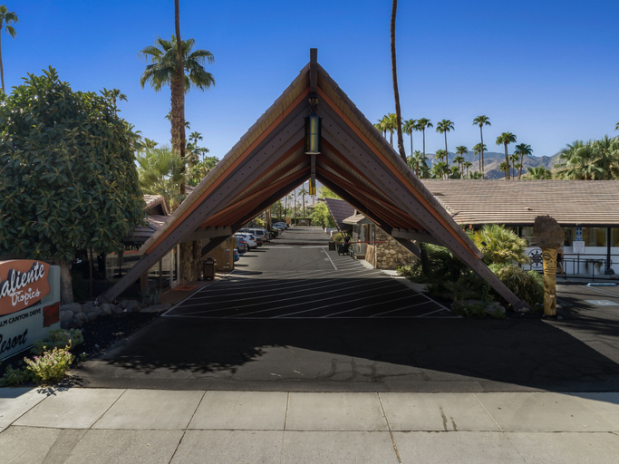 Exterior & Views 2, Caliente Tropics Hotel, Riverside