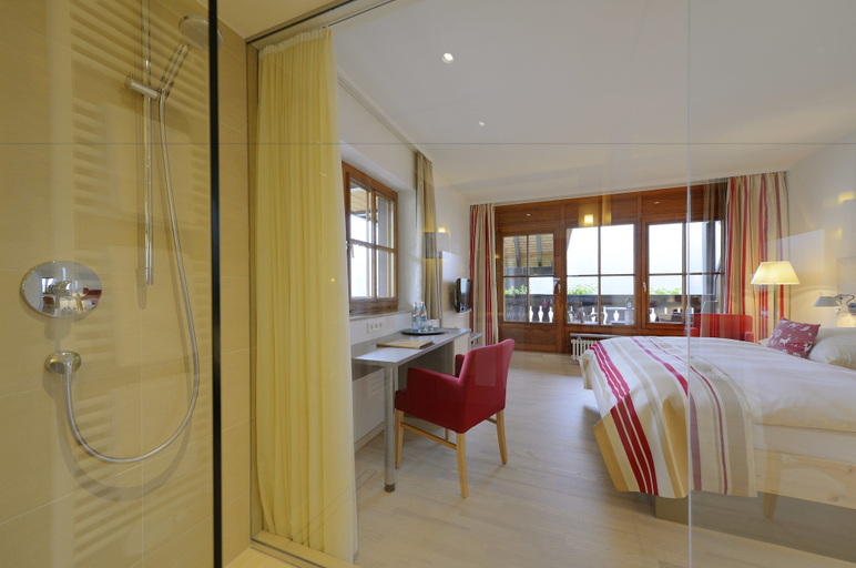 Bedroom 2, Boutique-Hotel Alemannenhof, Breisgau-Hochschwarzwald