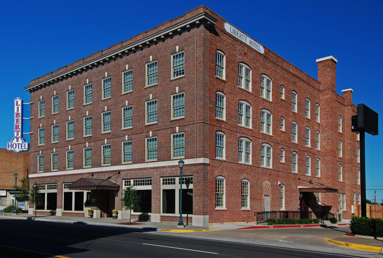 Exterior & Views 2, Liberty Hotel, an Ascend Collection Hotel, Johnson