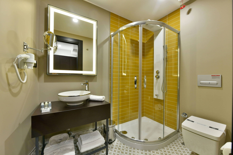 Bathroom 5, G-Han Hotel, Kadıköy