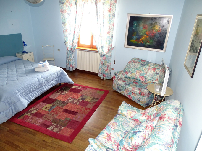 Bedroom 4, B&B Arco Di San Francesco, Teramo