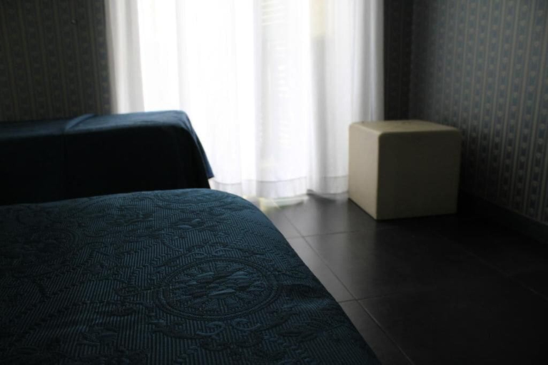 Bedroom 2, Hotel Guiren, Napoli