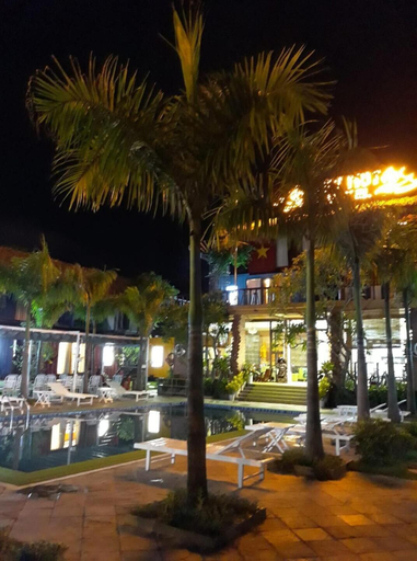 Exterior & Views 2, Why Not Hostel, Đồng Hới