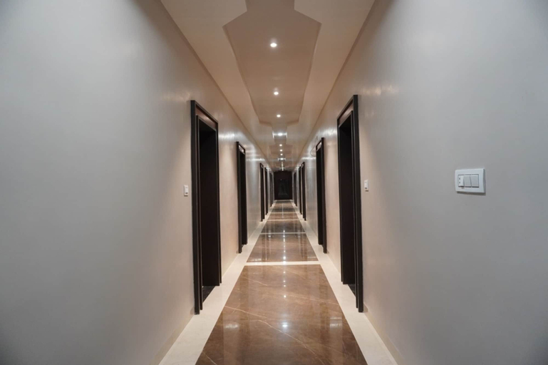 Others 4, Hotel Surya International, Shahdol