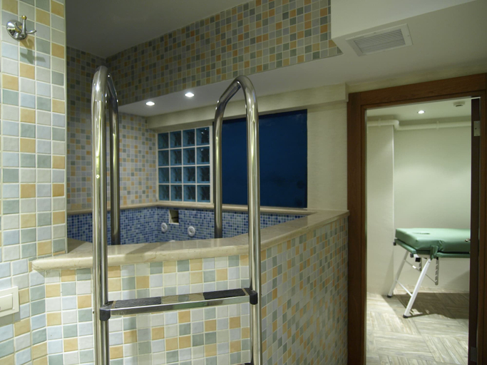 Bathroom 5, Bella Hotel, Kadıköy