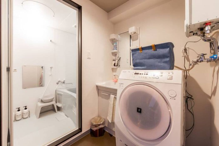 Bathroom 4, Sparkle, Sapporo