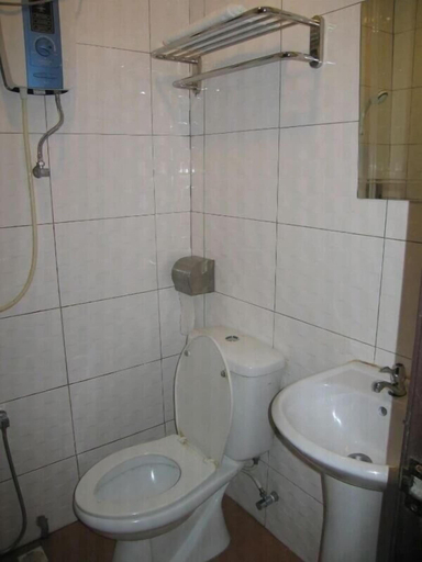 Bathroom 5, Rainbow Hotel Alor Setar, Kota Setar
