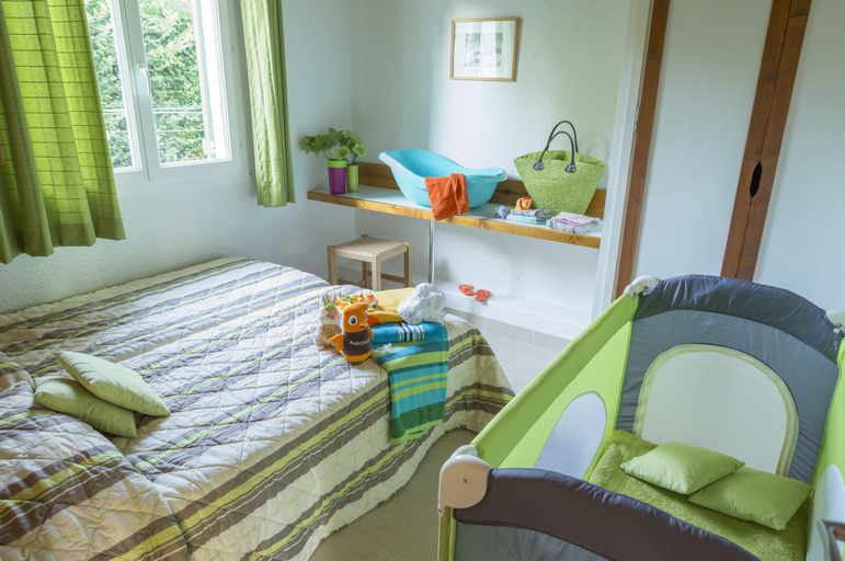 Bedroom 3, VVF Haute Loire Haute Ardèche, Tence, Haute-Loire