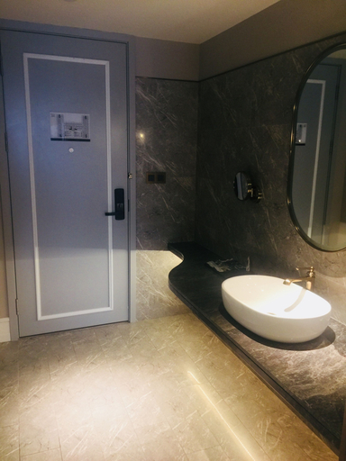 Bathroom 4, Mercure Shanghai Hongqiao SOHO, Shanghai