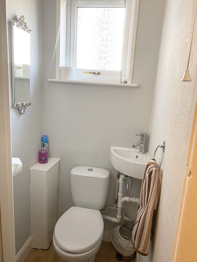 Bathroom 3, Friars Rest Guest House, York