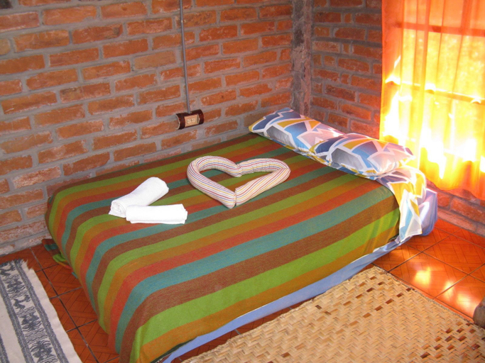 Bedroom 4, Ayamtai Jea Guest House, Baños