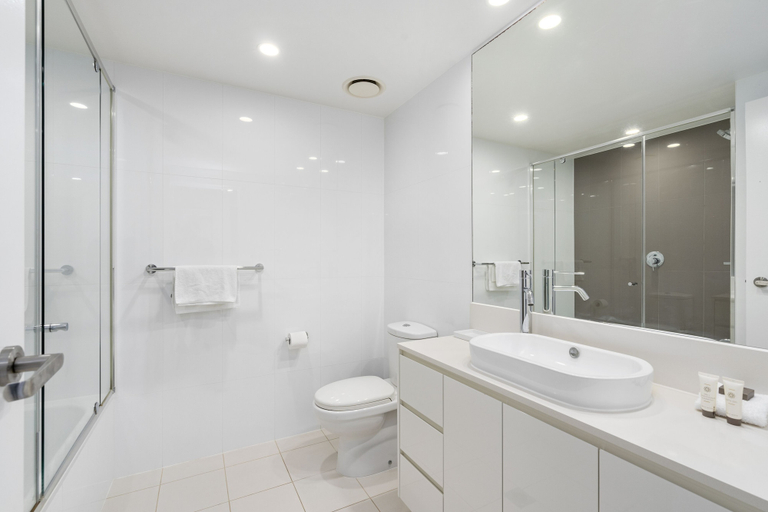Bathroom 5, H-Residences Surfers Paradise - GCLR, Gold Coast