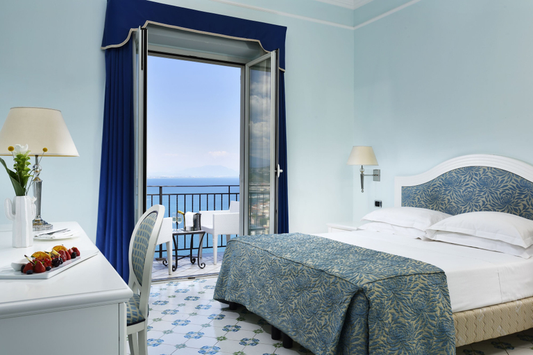 Bedroom 3, Hotel Raito, Salerno