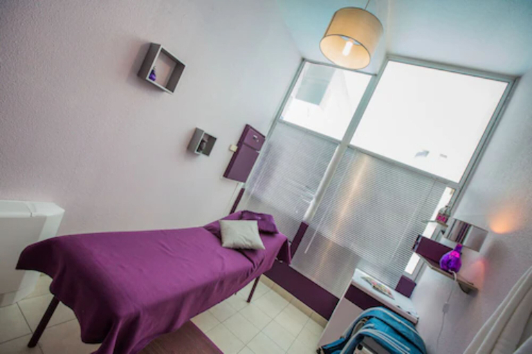 Bedroom 3, ibis Sète Balaruc les Bains Bien-être et Spa Hotel, Hérault