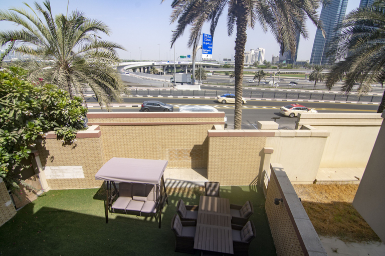Terrace/patio 5, Mesk Villa by Deluxe Holiday Homes, Dubai