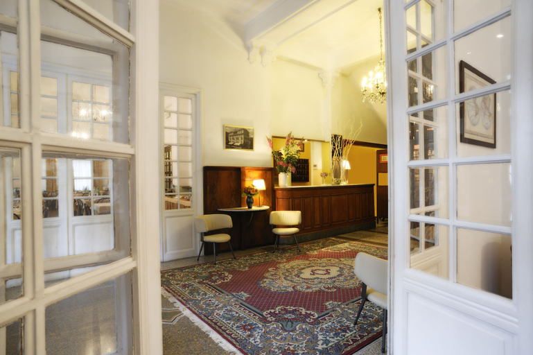 Bedroom 3, Hotel Alfieri, Savona