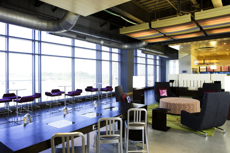 Food & Drinks 5, Aloft by Marriott Cleveland Downtown, Cuyahoga