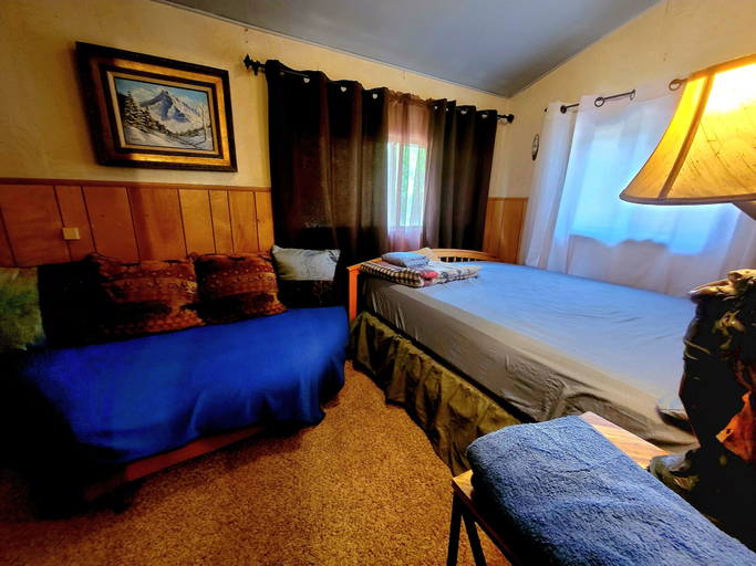 Bedroom 3, Myrtle Chalet, San Bernardino